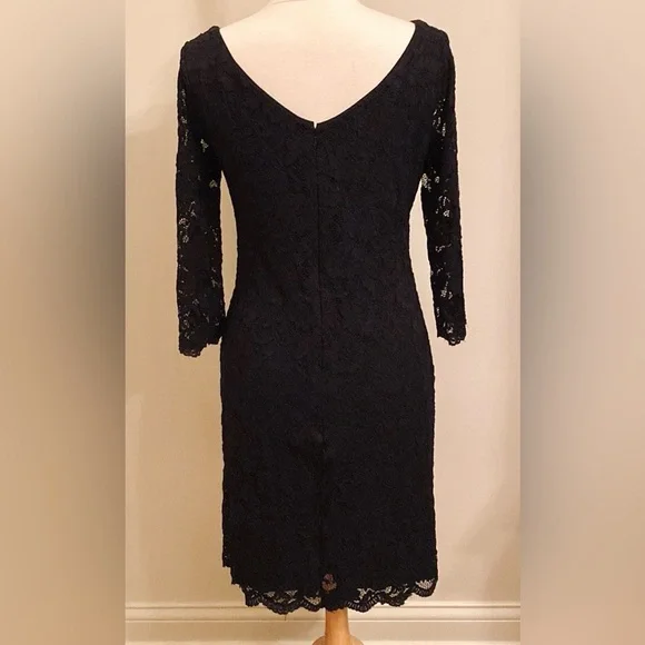 White House Black Market Black Lace Long Sleeve V Back Fitted Shift Dress Size M - Picture 8 of 13